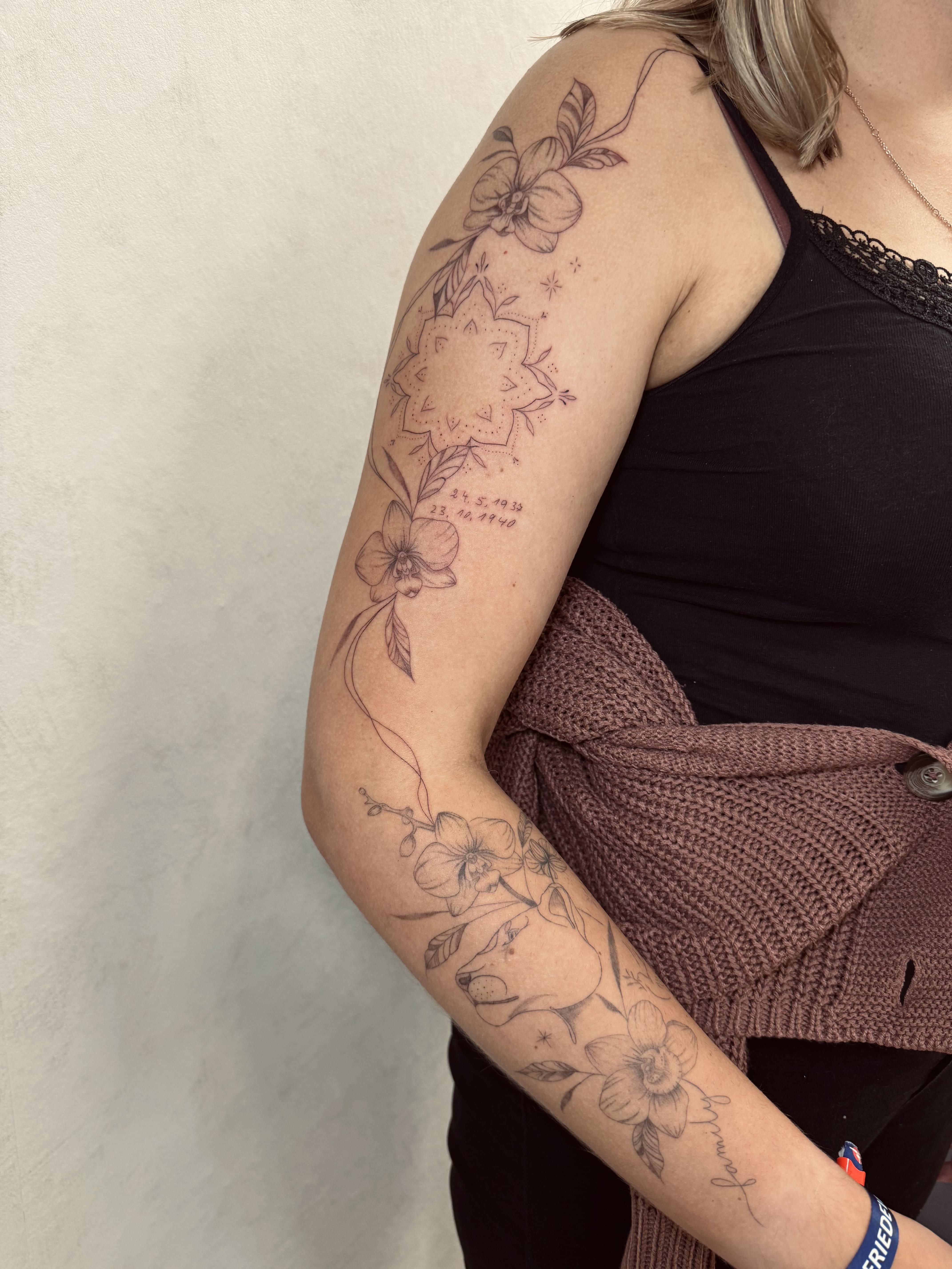 Gina - Fineline Tattoo